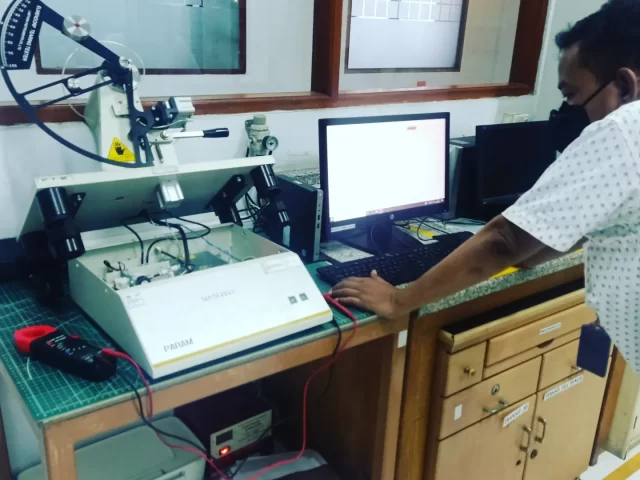 Maintenance mesin Elmendorf Tearing Tester, Brand : Labthink – China
