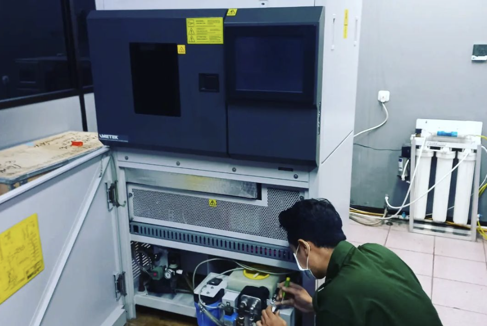 Maintenance Ci3000+ (weathering test), Brand : ATLAS MTT AMETEK – USA