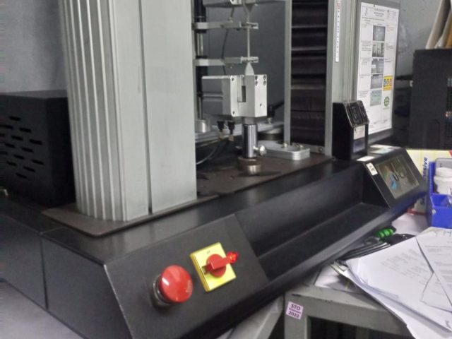 Pengecekan Mesin Tensile UT-2080, Brand: U-CAN Dynatex Inc. – Taiwan