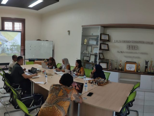 Presentasi Produk Labthink OTR dan WVTR di Balai Besar Industri Agro Bogor