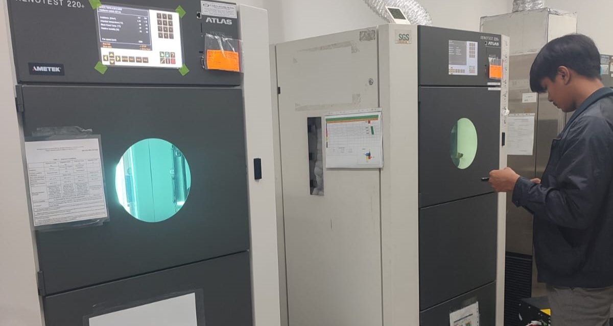 Installasi Lampu dan Maintenance mesin Xenotest 220, Brand: Atlas MTT – Amerika